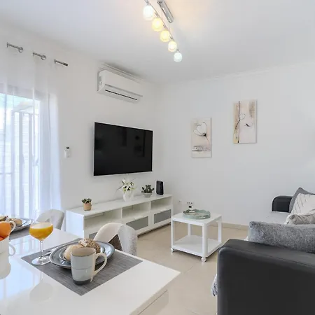 Lejlighed #368 T2 Sea View & Terrace *